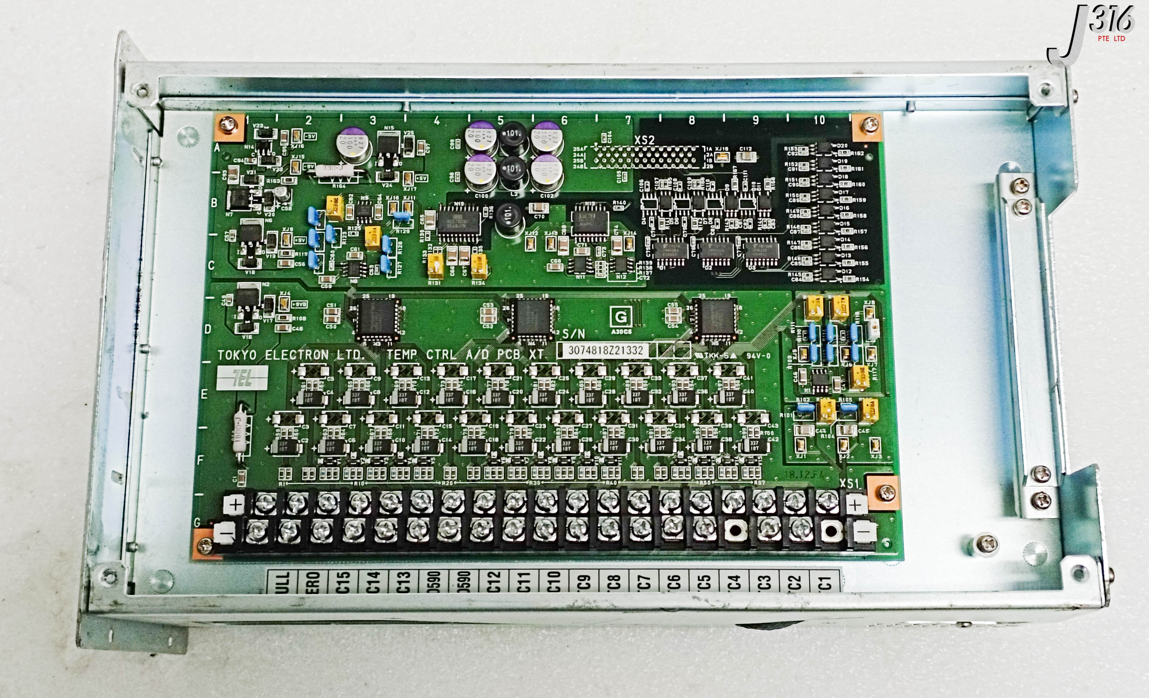 n 32049 TOKYO ELECTRON TEMPERATURE CONTROLLER, 1180-000705-12 121R-Z